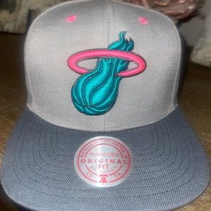 Mens Miami heat hat